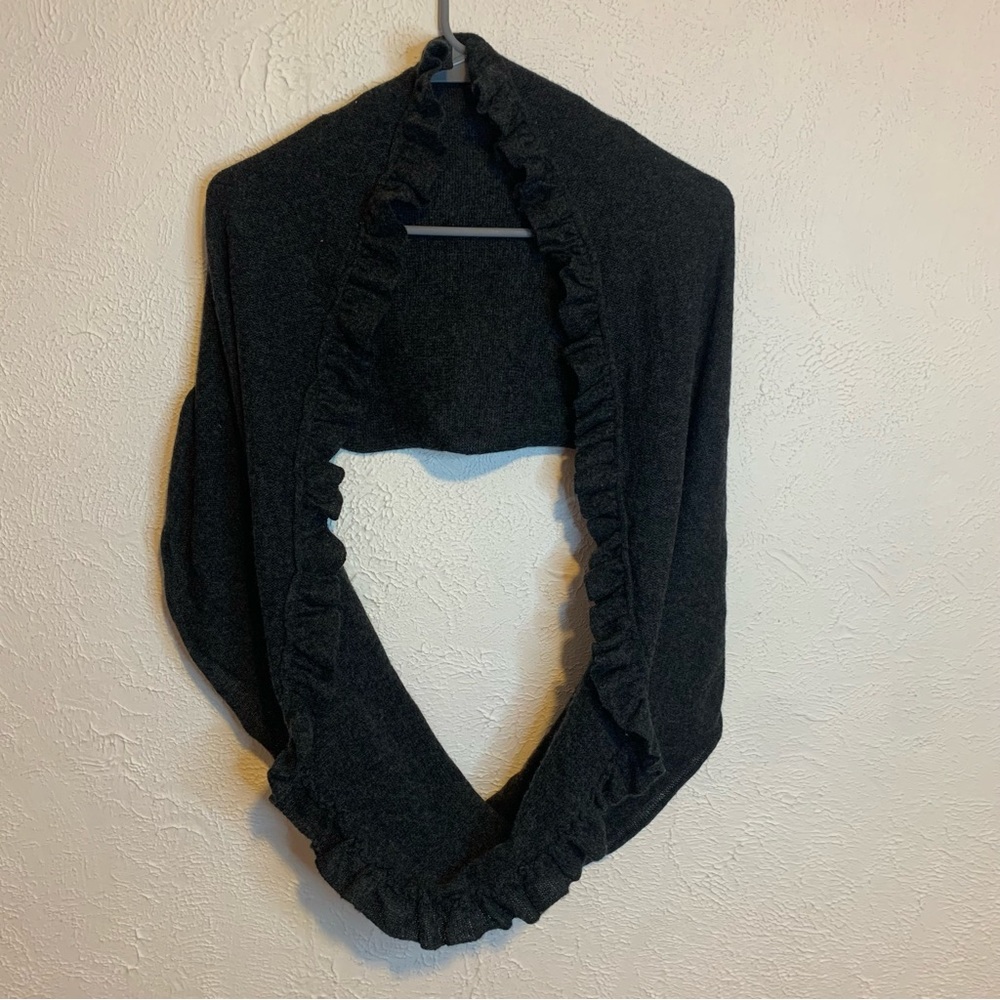 EUC PORTOLANO Infinity Scarf 100% Cashmere Dark Gray Ruffle Detail